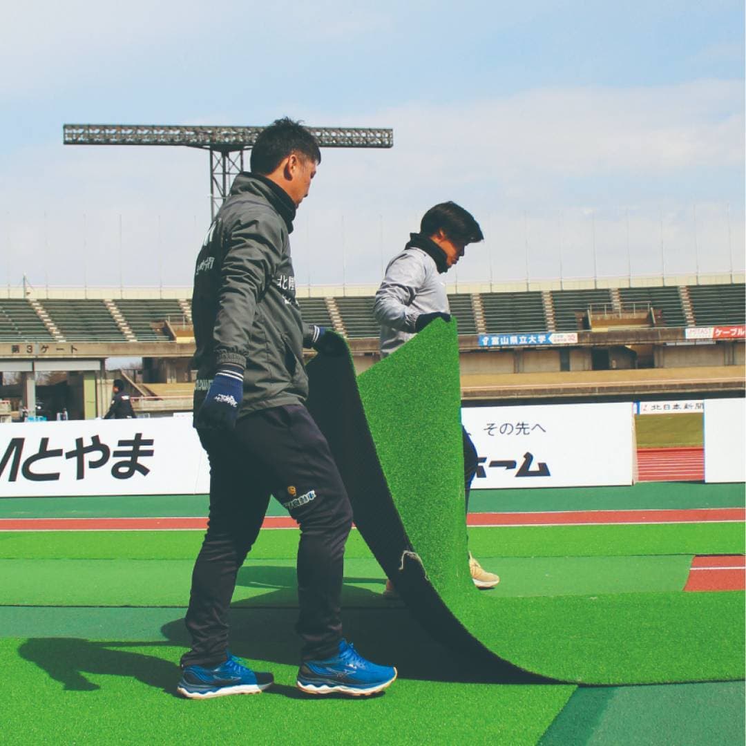 Uniform Gloves for Players, Staff, and Supporters